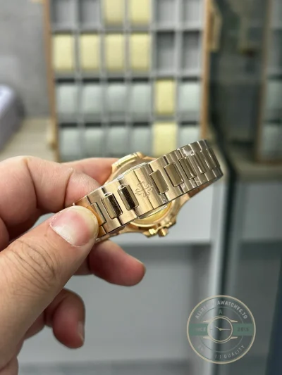 Super Clone Nautilus 7118/1200R-001 Patek Philippe “Ladies Automatic” 35.2 mm, Rose gold, Golden Dial