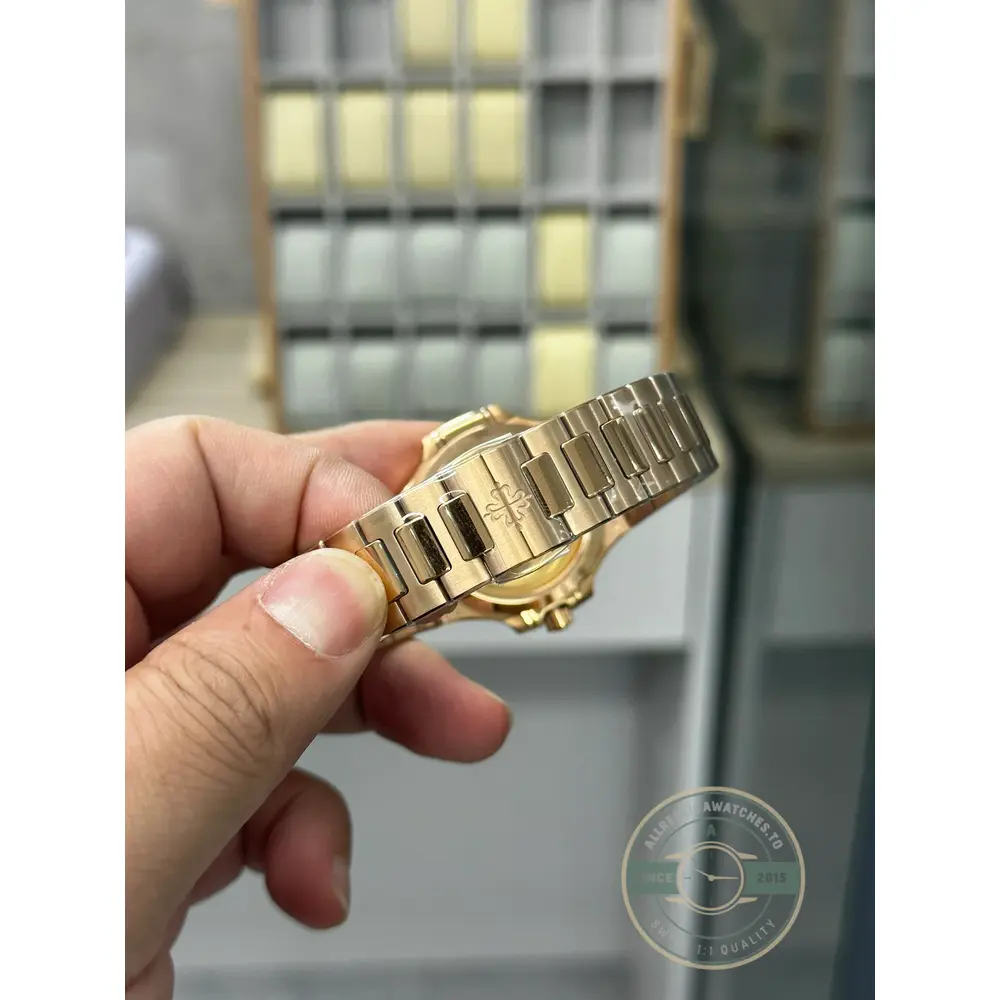 Super Clone Nautilus 7118/1200R-001 Patek Philippe “Ladies Automatic” 35.2 mm, Rose gold, Golden Dial
