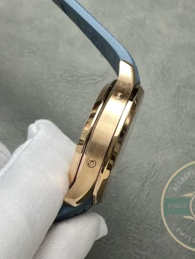Replica Aquanaut 5261R-001 Patek Philippe Luce Annual Calendar 39.9 mm, Rose gold - Top-Tier Swiss Replica Watch
