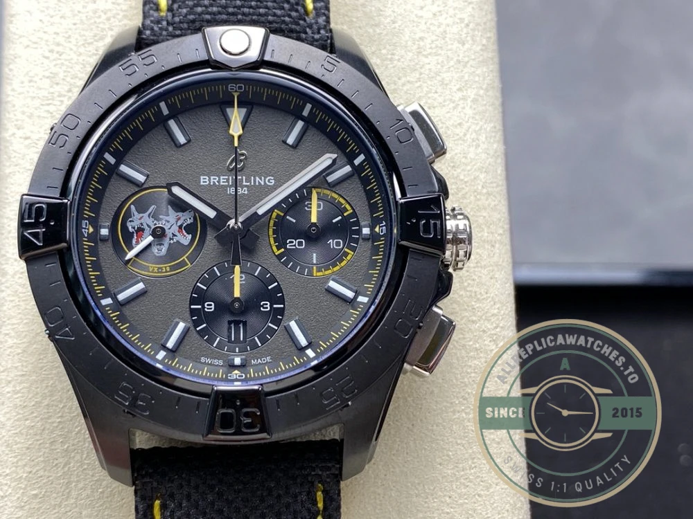 Replica Breitling Avenger Black Leather 45 mm SB01472A1B1X1 - Affordable Super Clone Watch