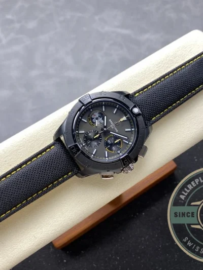 Replica Breitling Avenger Black Leather 45 mm SB01472A1B1X1 - Affordable Super Clone Watch