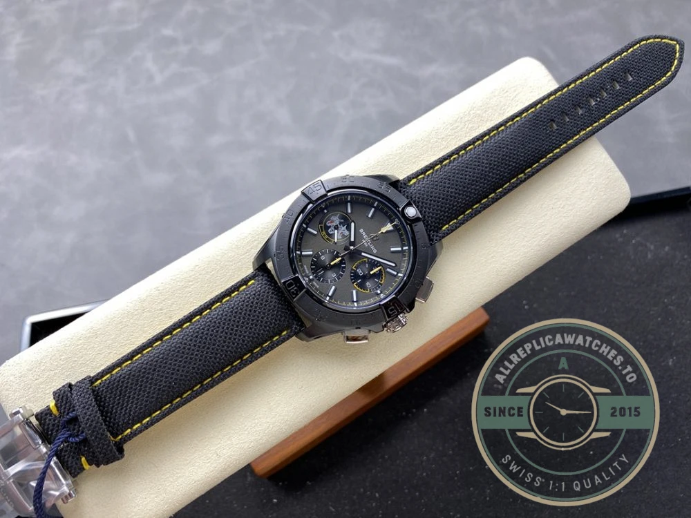 Replica Breitling Avenger Black Leather 45 mm SB01472A1B1X1 - Affordable Super Clone Watch