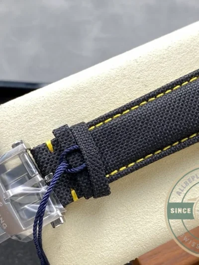 Replica Breitling Avenger Black Leather 45 mm SB01472A1B1X1 - Best Quality Replica Watch