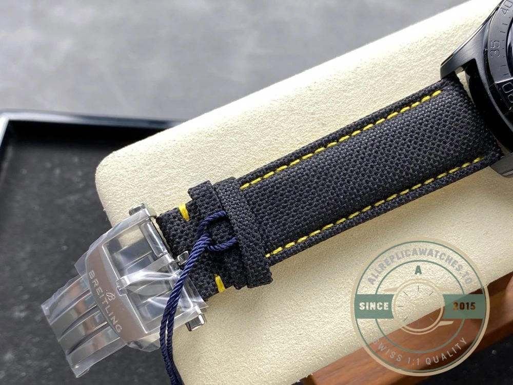 Replica Breitling Avenger Black Leather 45 mm SB01472A1B1X1 - Best Quality Replica Watch