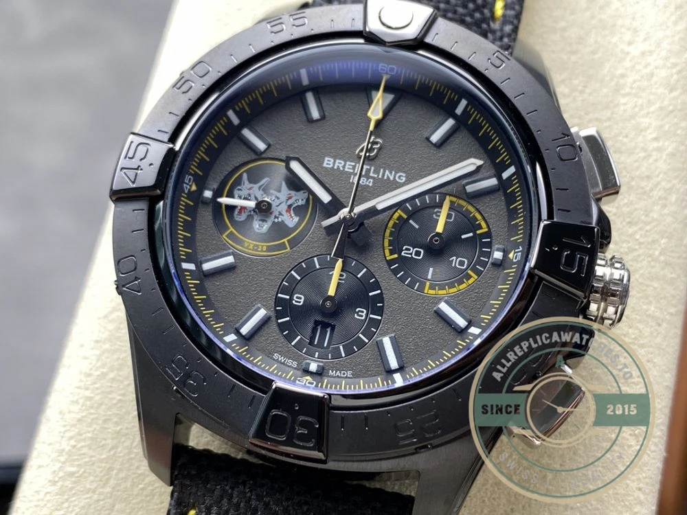 Replica Breitling Avenger Black Leather 45 mm SB01472A1B1X1 - Luxury Replica Watch