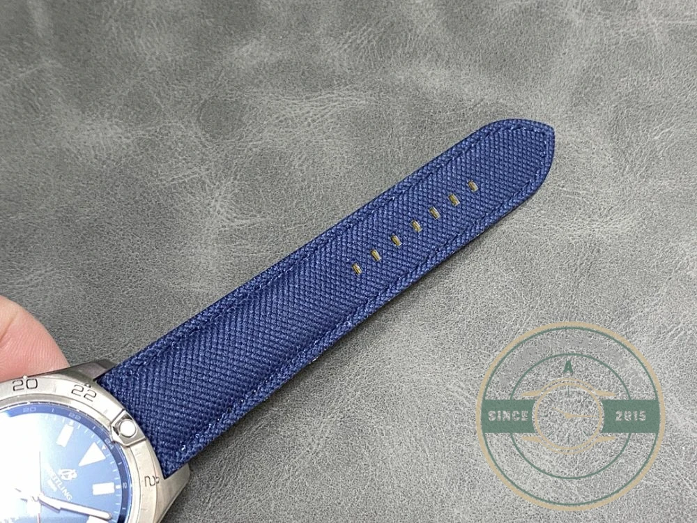 Replica Breitling Avenger Blue Leather Watch 44mm A32320101C1X1 - Factory Super Clone Watch