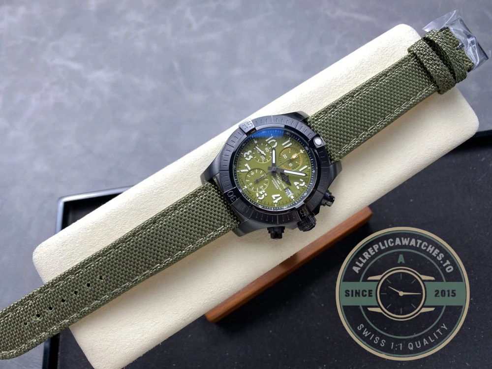 Replica Breitling Avenger Green Leather 45mm V13317101L1X1 - Luxury Replica Watch