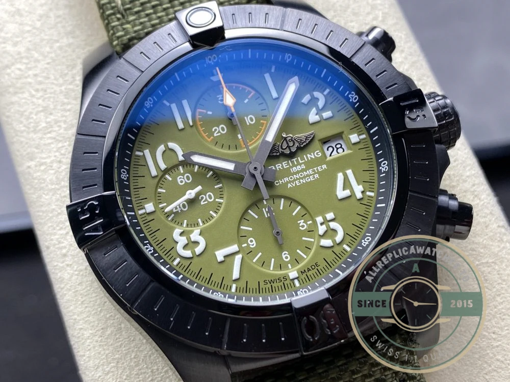 Replica Breitling Avenger Green Leather 45mm V13317101L1X1 - Affordable Luxury Replica Timepiece