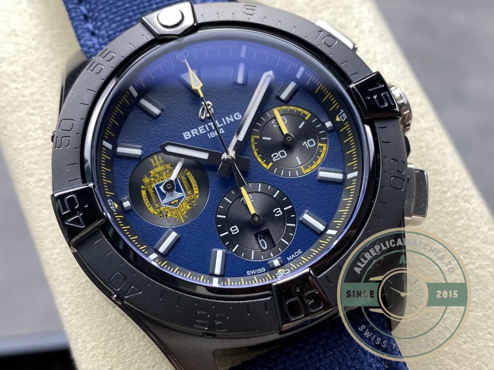 Replica Breitling Avenger Men Blue Leather SB01474A1C1X1 - Swiss-Made Clone Watch