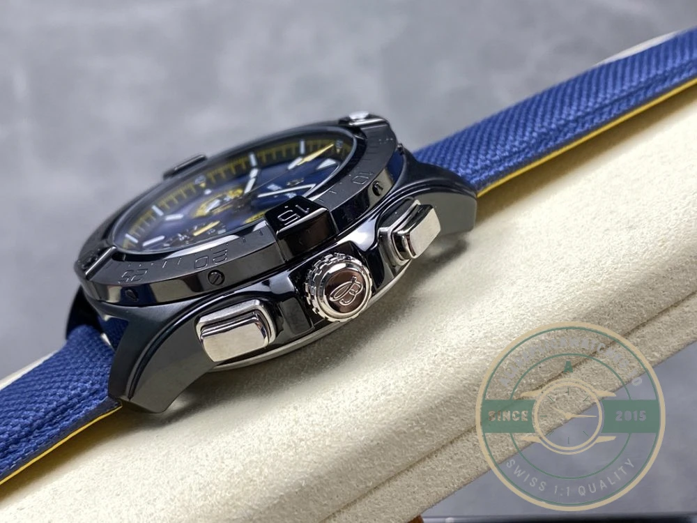 Replica Breitling Avenger Men Blue Leather SB01474A1C1X1 - 1:1 Swiss Replica Watch