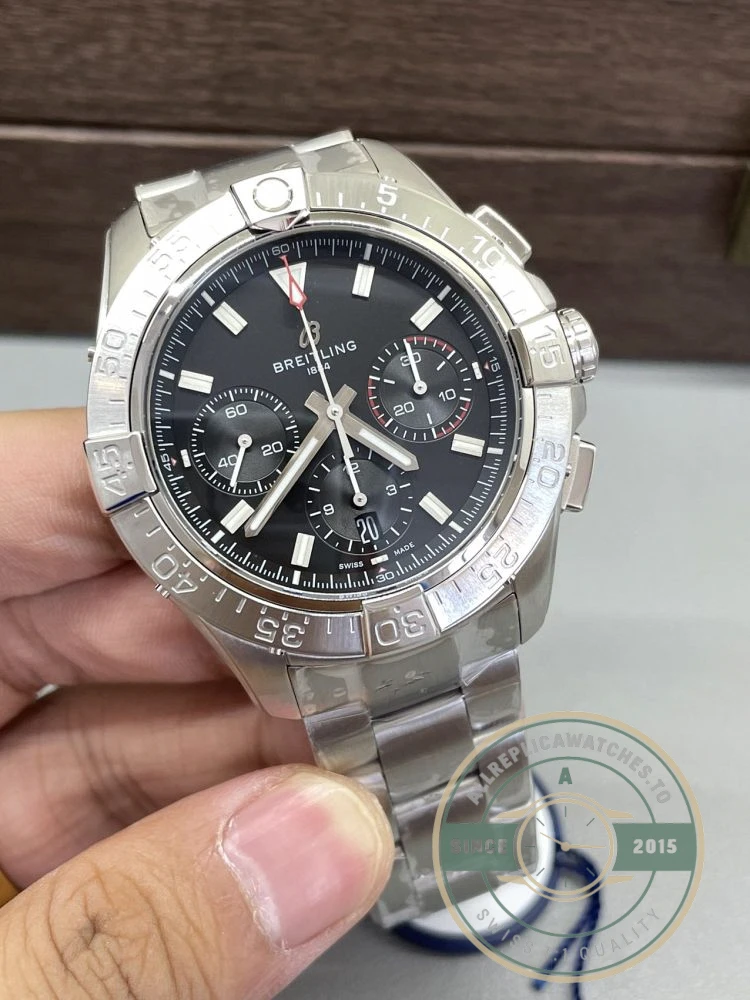 Replica Breitling Avenger Stainless Steel 44 mm AB01821A1B1A1 - Premium Super Clone Watch