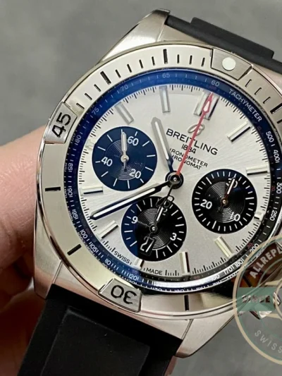 Replica Breitling Chronomat Automatic 42 mm AB0134101G1S1 - Affordable Luxury Replica Timepiece