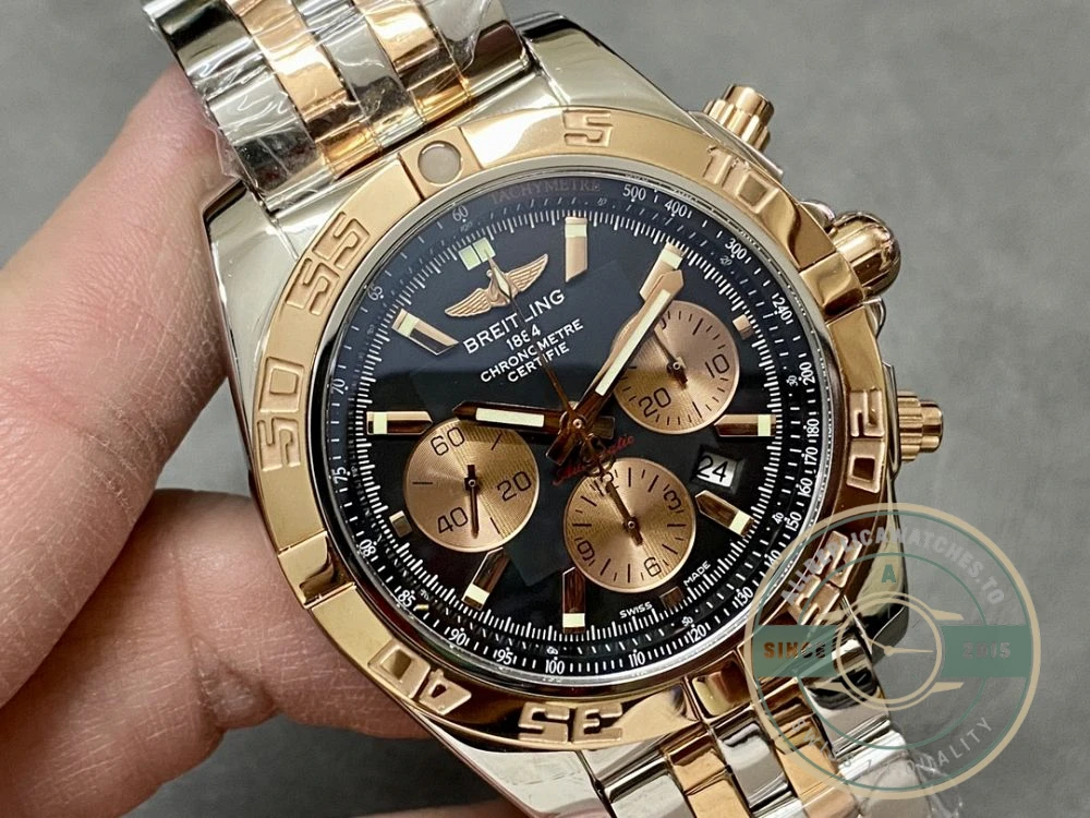 Replica Breitling Chronomat Gold 44 mm CB011012B957 - High-Grade Replica Watch