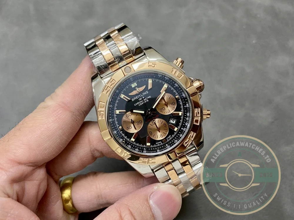 Replica Breitling Chronomat Gold 44 mm CB011012B957 - Swiss Movement Replica Watch