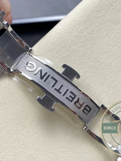 Replica Breitling Navitimer Copper Stainless Steel 43 mm AB0138241K1A1 - Swiss-Made Clone Watch