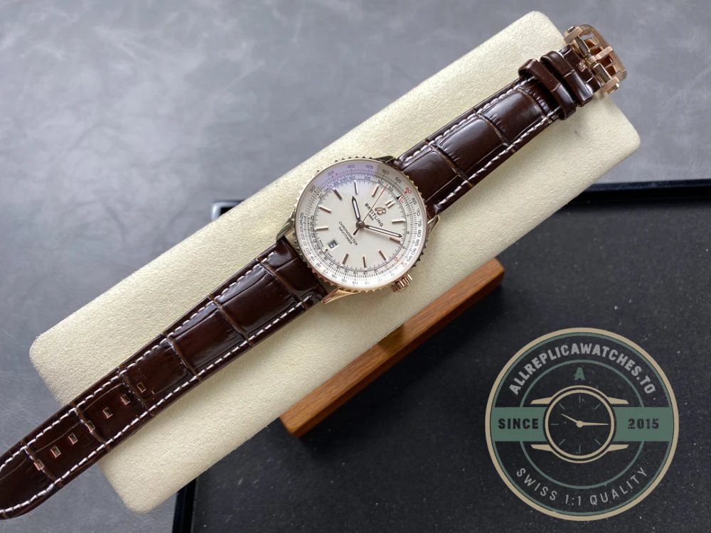 Replica Breitling Navitimer Cream Leather 41 mm R17329F41G1P1 - Luxury Replica Watch