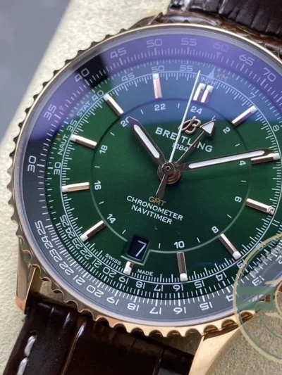 Replica Breitling Navitimer Green Dial Alligator 41 mm R32310251L1P1 - Luxury Replica Watch