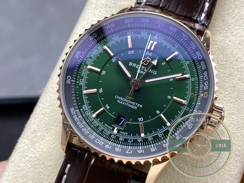 Replica Breitling Navitimer Green Dial Alligator 41 mm R32310251L1P1 - Luxury Replica Watch