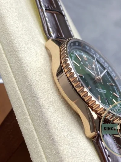 Replica Breitling Navitimer Green Dial Alligator 41 mm R32310251L1P1 - Budget Luxury Replica Watch