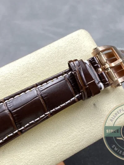 Replica Breitling Navitimer Green Dial Alligator 41 mm R32310251L1P1 - Swiss Movement Replica Watch