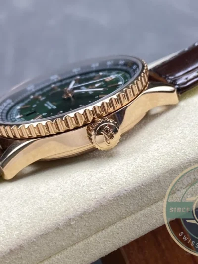 Replica Breitling Navitimer Green Dial Alligator 41 mm R32310251L1P1 - Budget Luxury Replica Watch