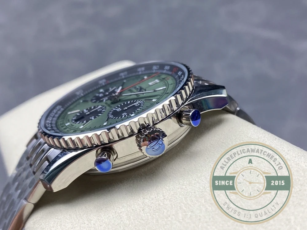 Replica Breitling Navitimer Men Green Stainless Steel 43 mm AB0138241L1A1 - Luxury Replica Watch