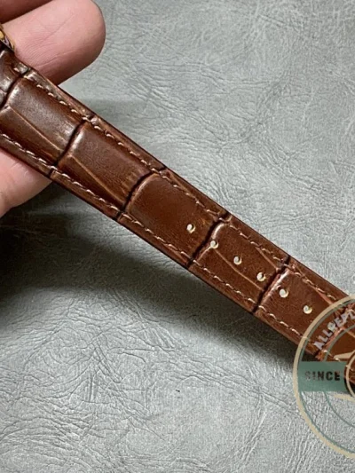 Replica Breitling Navitimer Rose Gold 35mm R17395211A1P2 - Affordable Super Clone Watch
