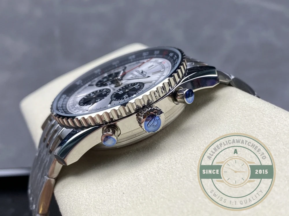 Replica Breitling Navitimer Silver Dial Stainless Steel 43 mm AB0138241G1A1 - Best Quality Replica Watch