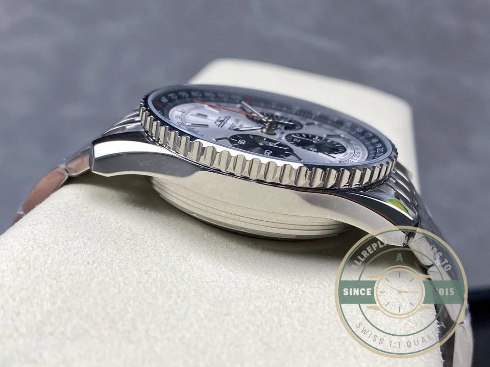 Replica Breitling Navitimer Silver Dial Stainless Steel 43 mm AB0138241G1A1 - Luxury Replica Watch