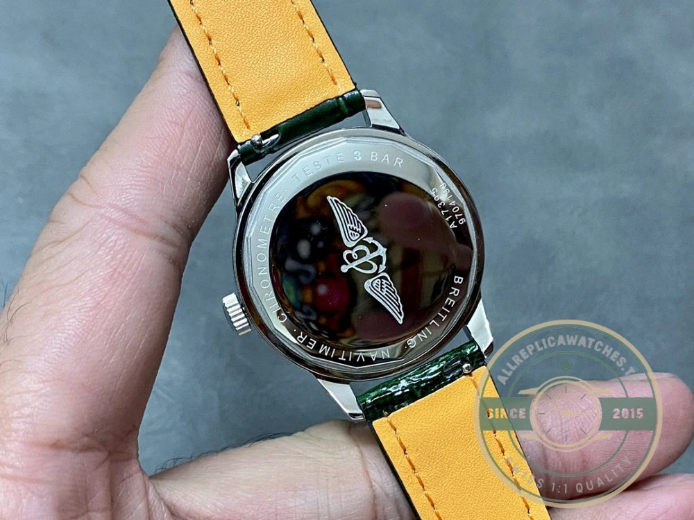 Replica Breitling Navitimer Women Green Dial Crocodile 35mm A17395361L1P1 - Top-Tier Swiss Replica Watch