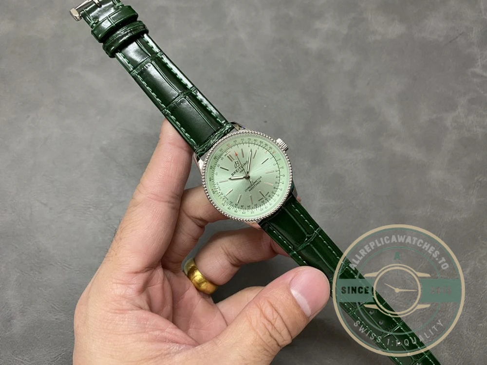 Replica Breitling Navitimer Women Green Dial Crocodile 35mm A17395361L1P1 - High-Grade Replica Watch