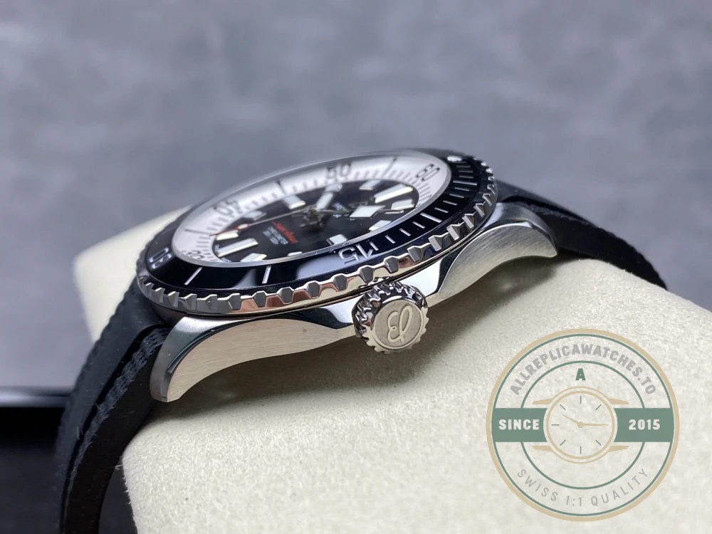 Replica Breitling Superocean Black Dial Stainless Steel 42 mm A17375211B1S1 - Swiss-Made Clone Watch