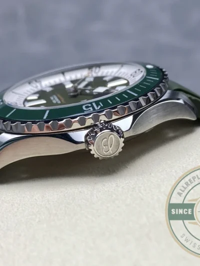 Replica Breitling Superocean Men Green Rubber 44 mm A17376A31L1S1 - High-Grade Replica Watch