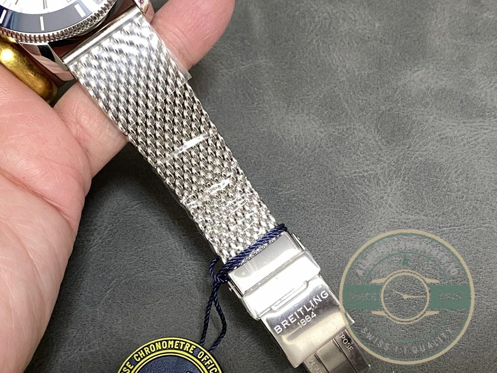 Replica Breitling Superocean Silver Dial Stainless Steel 42 mm AB201016G827 - Best Quality Replica Watch