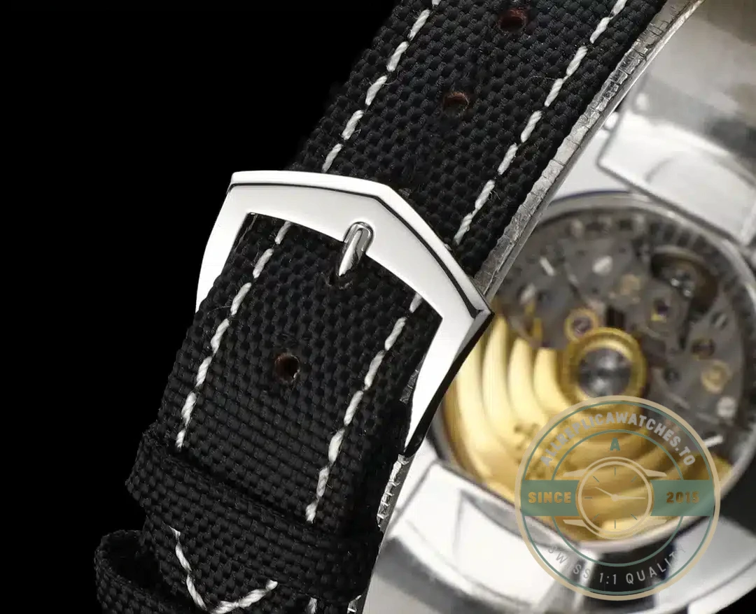Replica Calatrava DATE, SWEEP SECONDS. 40 mm, Steel, 5226G - Swiss Movement Replica Watch
