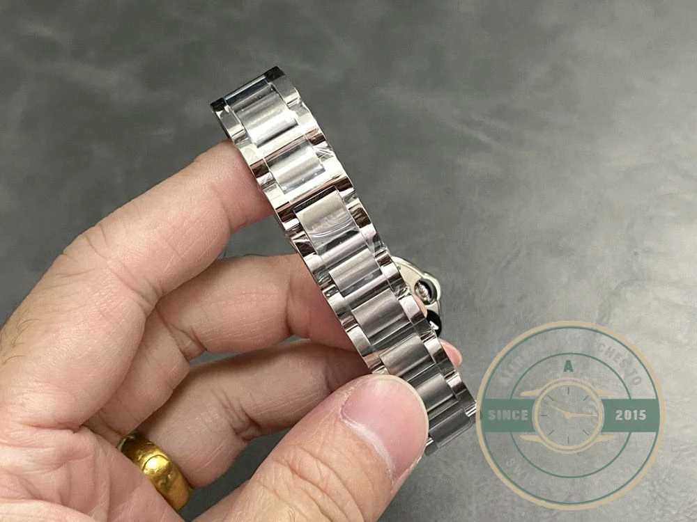 Replica Cartier Ballon Bleu de Cartier 28 mm series WSBB0067 - High-Grade Replica Watch