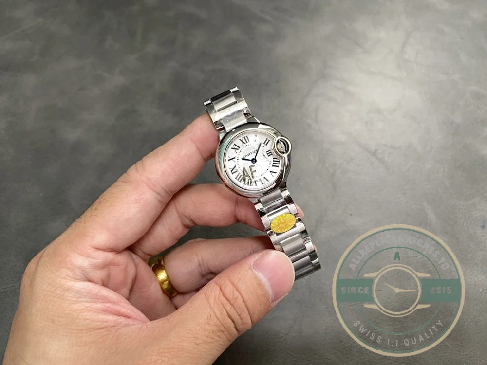 Replica Cartier Ballon Bleu de Cartier 28 mm series WSBB0067 - Budget Luxury Replica Watch