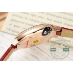 A fixed steel bezel, polished, rings the round 33mm case with no visible lugs