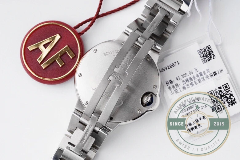Replica Cartier Ballon Bleu de Cartier Women Silver 33 mm WSBB0044 - Luxury Replica Watch