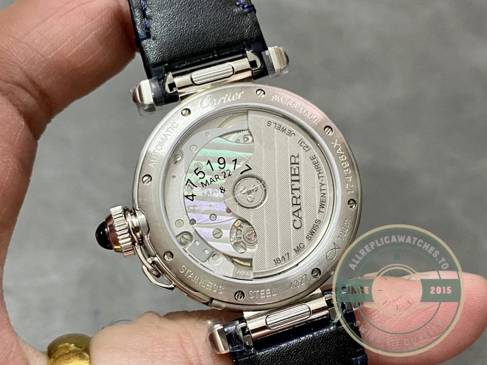 Replica Cartier Pasha de Cartier Alligator 30 mm WSPA0010 - Best Quality Replica Watch