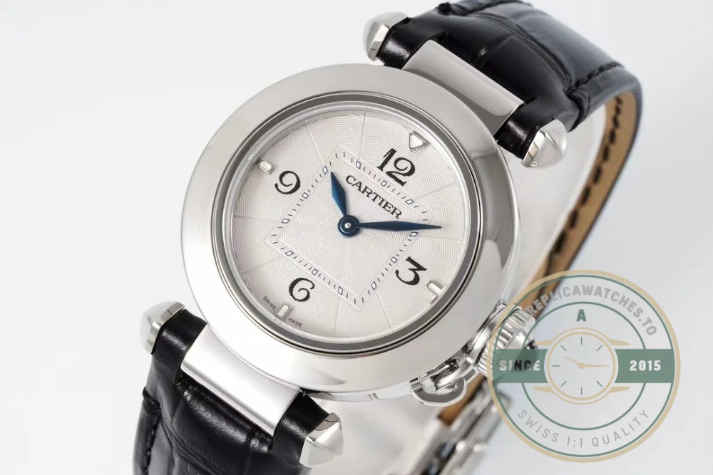 Replica Cartier Pasha de Cartier Black Alligator 30 mm WGPA0007 - Swiss Movement Replica Watch