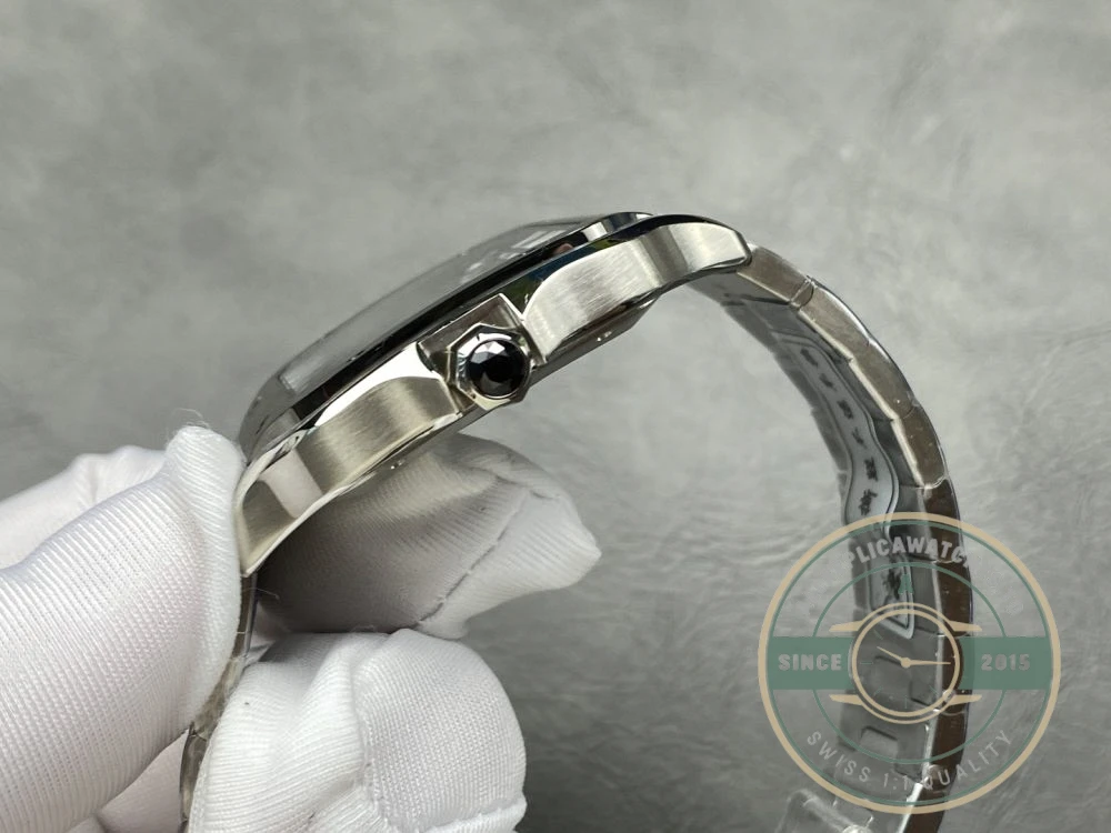 Replica Cartier Santos Grey Steel 47.5mm WSSA0037 - Swiss-Made Clone Watch