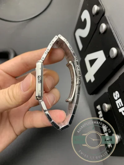 Replica Cartier Tank Française Quartz Silver Stainless Steel 22mm WSTA0051 - Premium Super Clone Watch