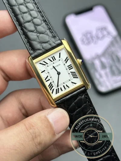 Replica Cartier Tank Louis Quartz Alligator 24.4 mm W5200002 - Premium Super Clone Watch