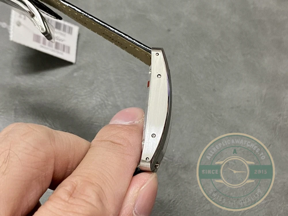 Replica Cartier Tank Silver 22.6 mm WSTA0050 - Best Quality Replica Watch