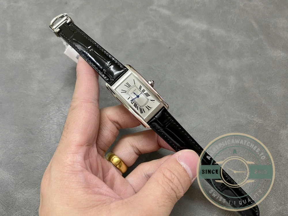 Replica Cartier Tank Silver 22.6 mm WSTA0050 - High-Grade Replica Watch