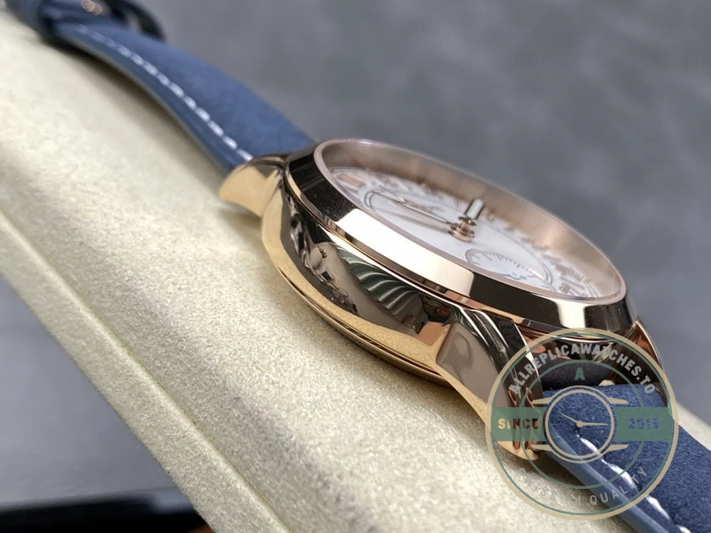 Replica Complications 5224R-001 Patek Philippe 24-HOUR DISPLAY, TRAVEL TIME. 42 mm, Rose Gold, White Dial - Affordable Super Clone Watch