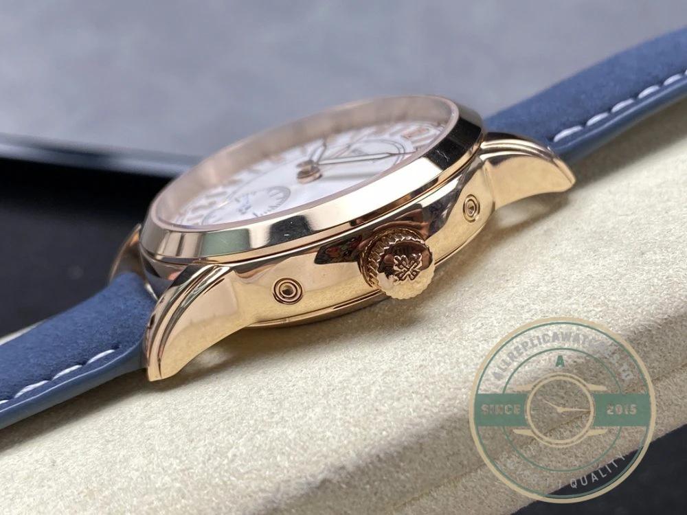 Replica Complications 5224R-001 Patek Philippe 24-HOUR DISPLAY, TRAVEL TIME. 42 mm, Rose Gold, White Dial - Swiss Movement Replica Watch