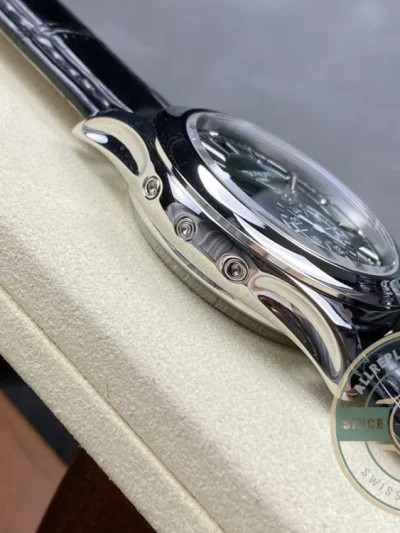 Replica Complications 5905R-001 Patek Philippe Annual Calendar Chronograph 42 mm, White Gold, Green Dial - Swiss Movement Replica Watch