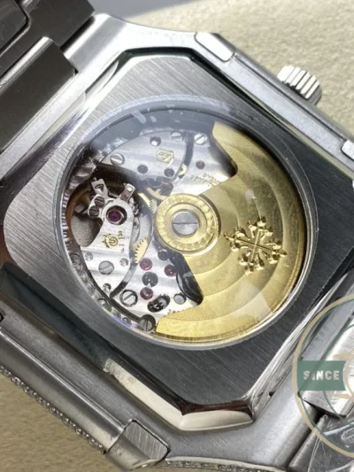 Replica Cubitus 5821/1AR Patek Philippe 45 mm Green Dial, Diamond - Swiss-Made Clone Watch